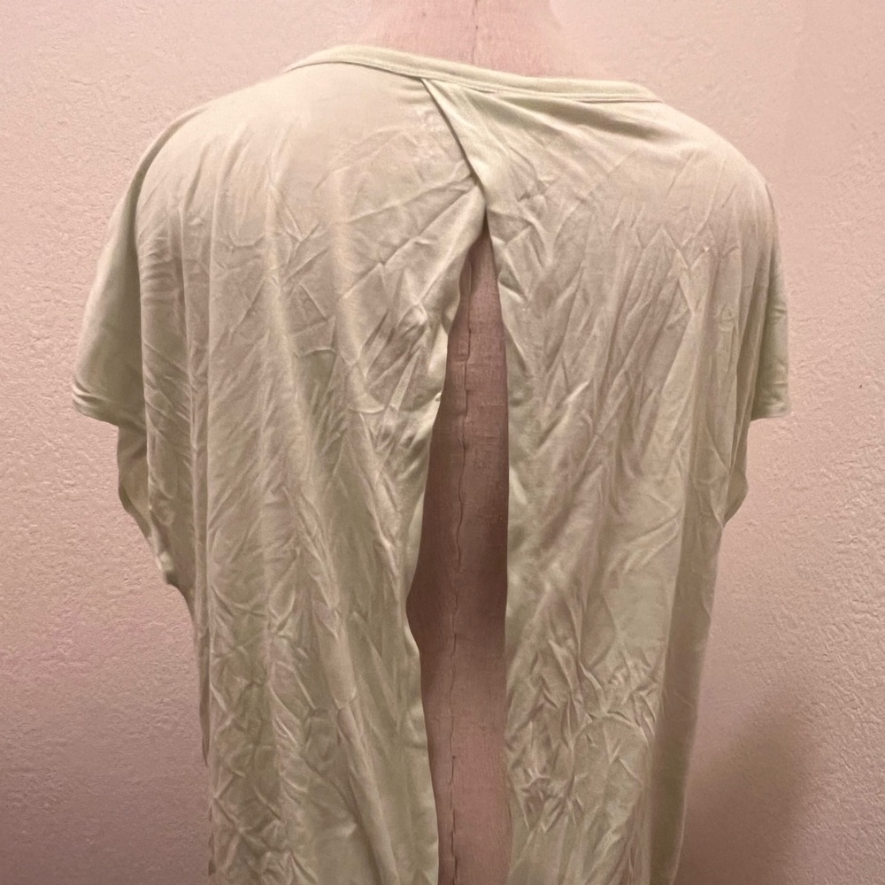 Old Navy Active, light green top